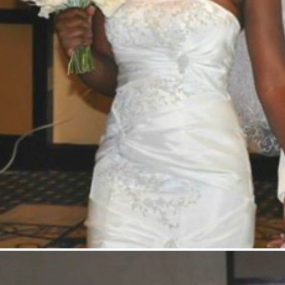 Wedding dress